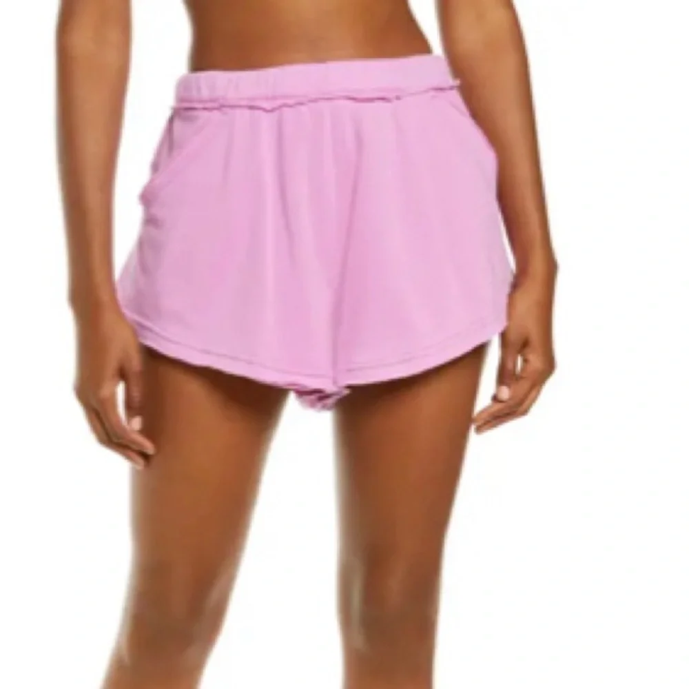 💫 FREE PEOPLE® The Way You Move Shorts Size XS Rhododendron NWT
